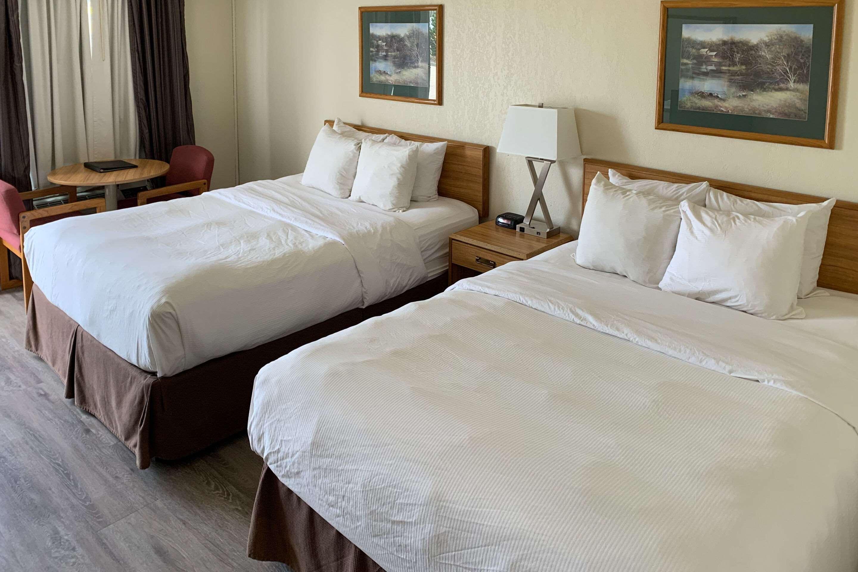 Super 8 By Wyndham Greensburg Extérieur photo
