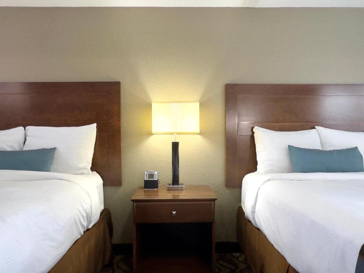 Super 8 By Wyndham Greensburg Extérieur photo